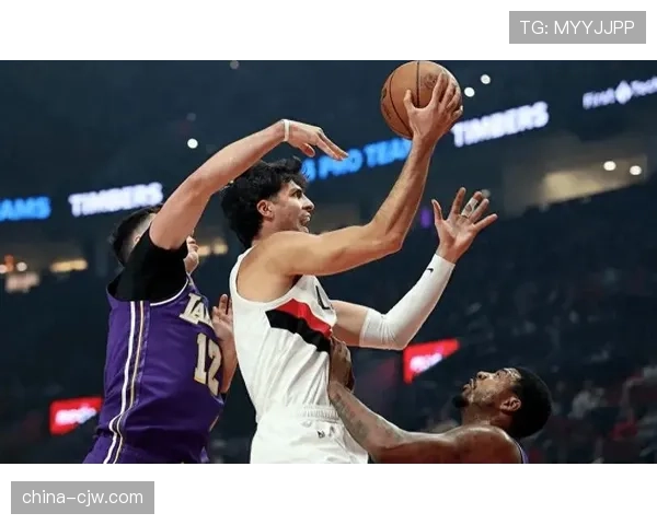 阿夫迪亚26分10篮板9助攻 开拓者新援近乎三双